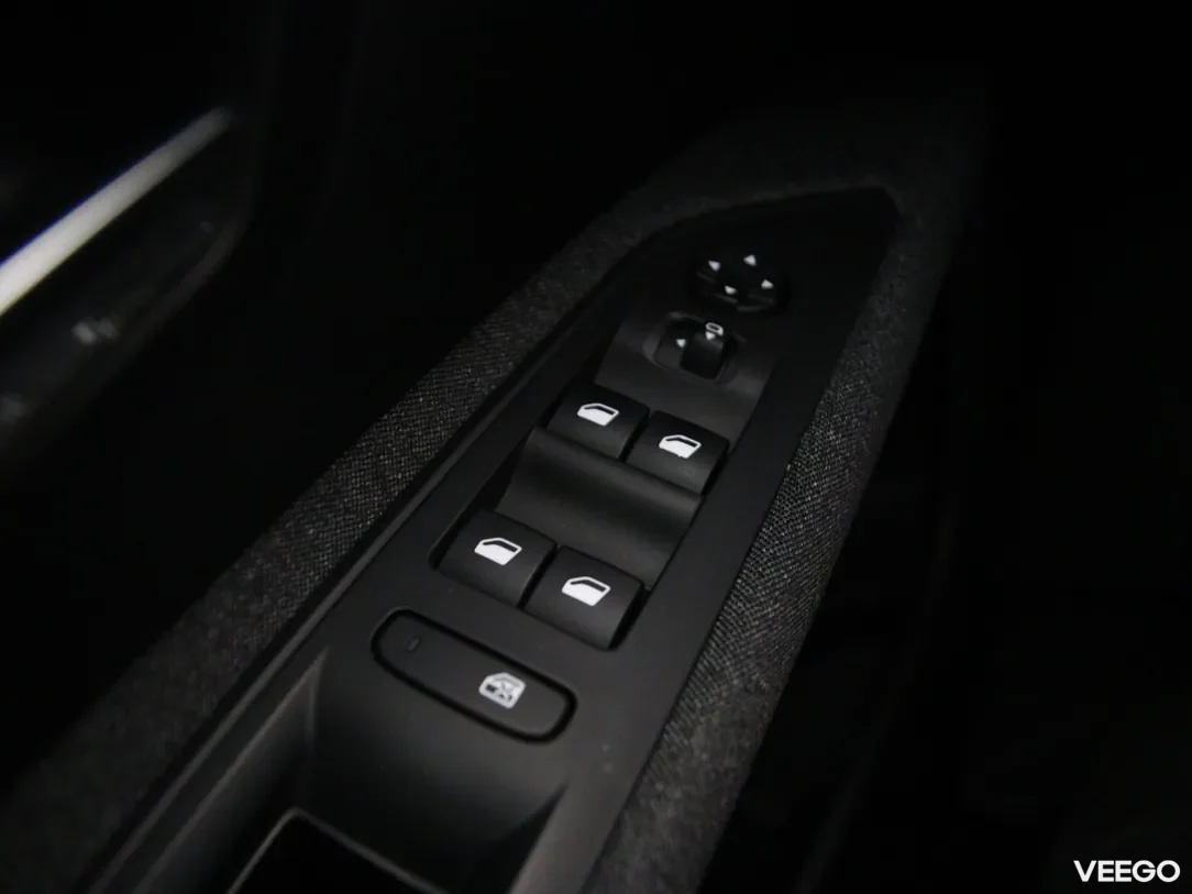 Peugeot 5008 1.5 96kW