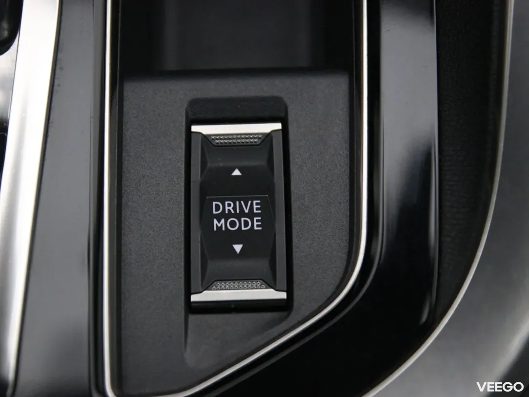Peugeot 5008 1.5 96kW