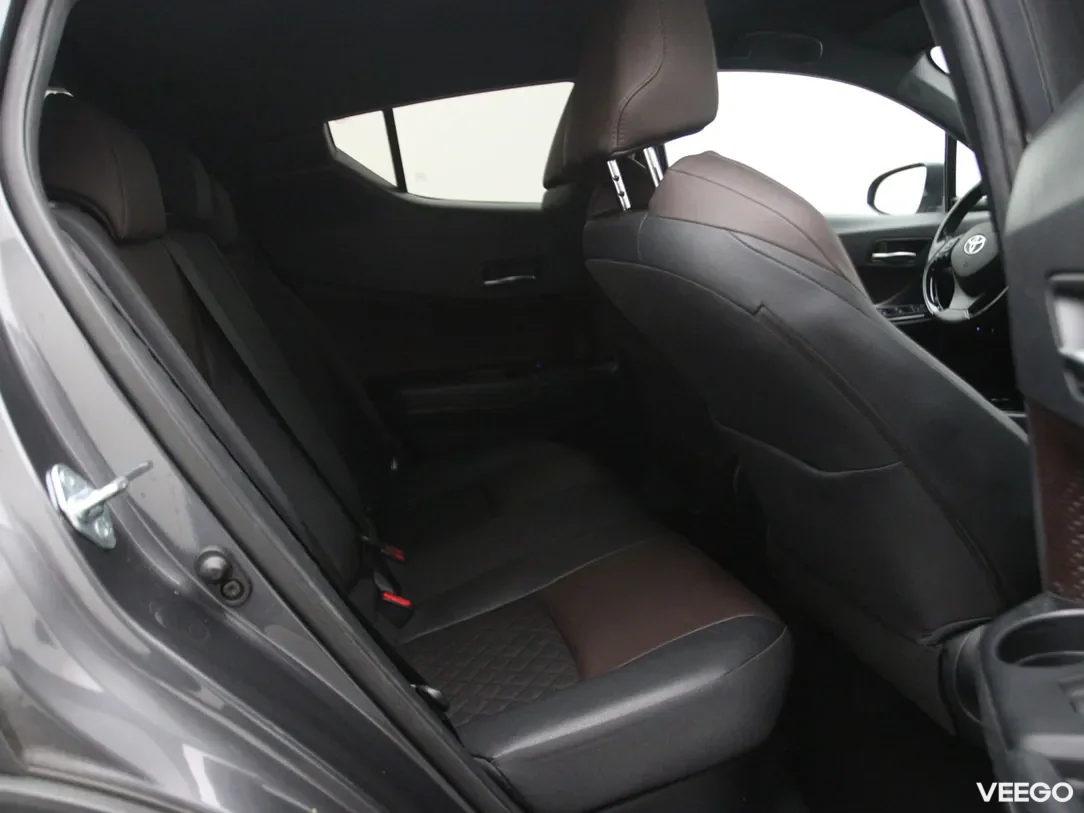 Toyota C-HR 1.8 90kW