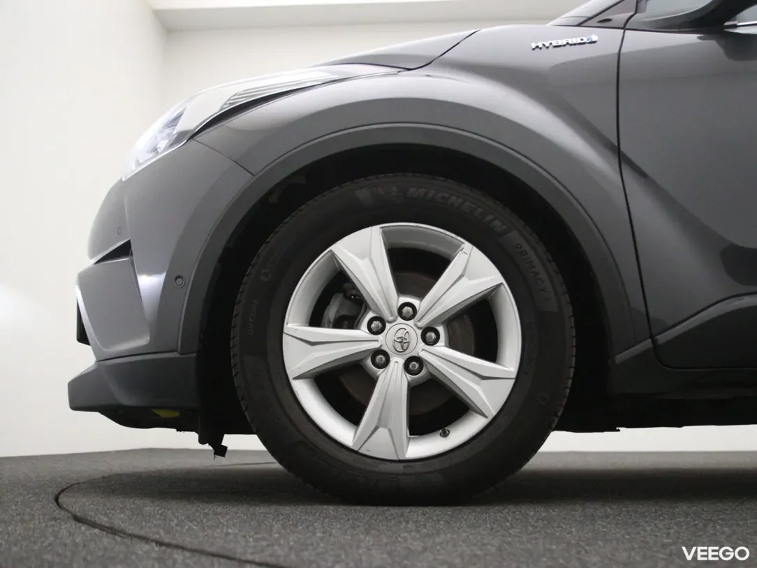 Toyota C-HR 1.8 90kW
