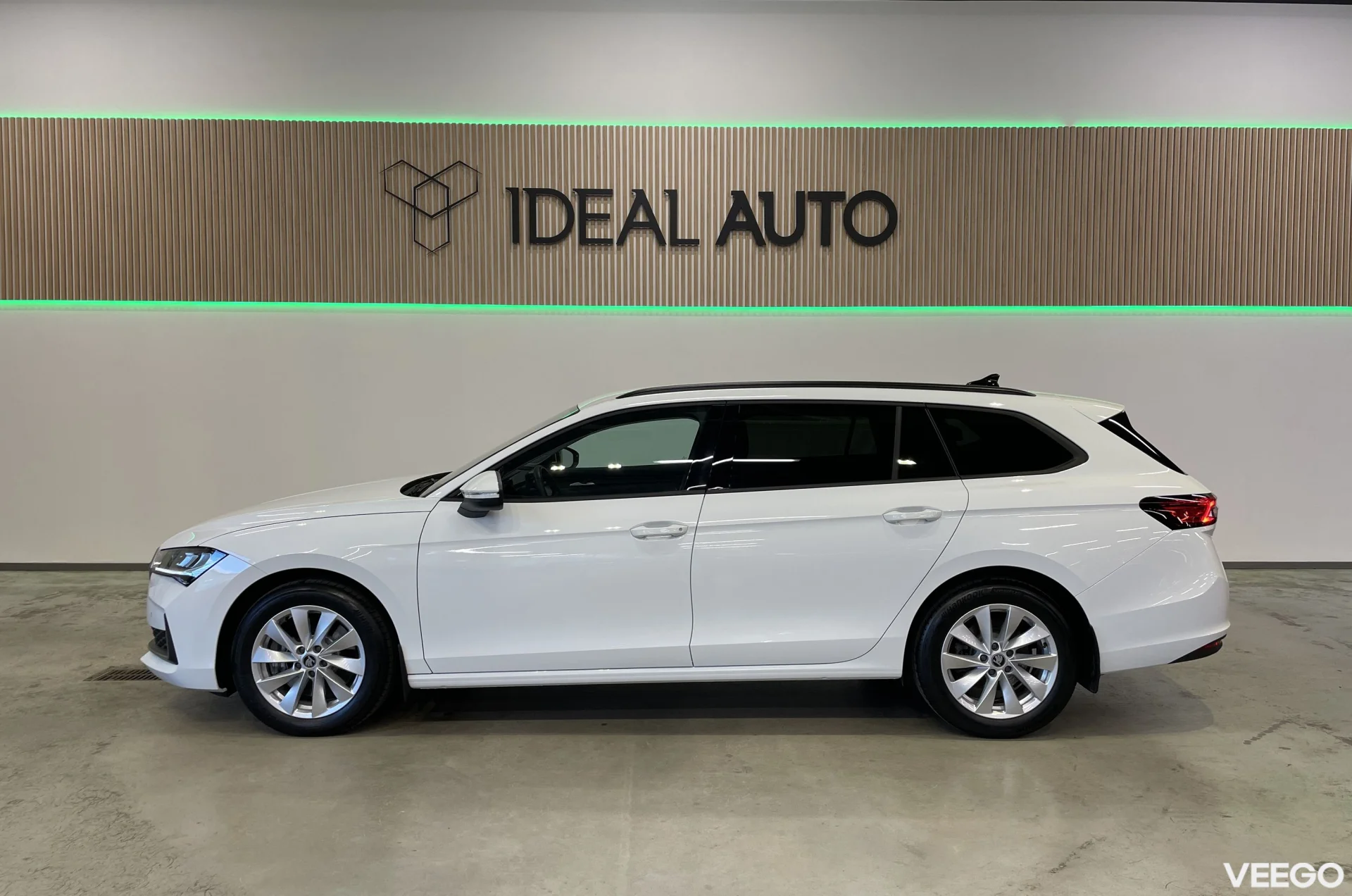 Skoda Superb Combi Selection 4X4 2 142kW