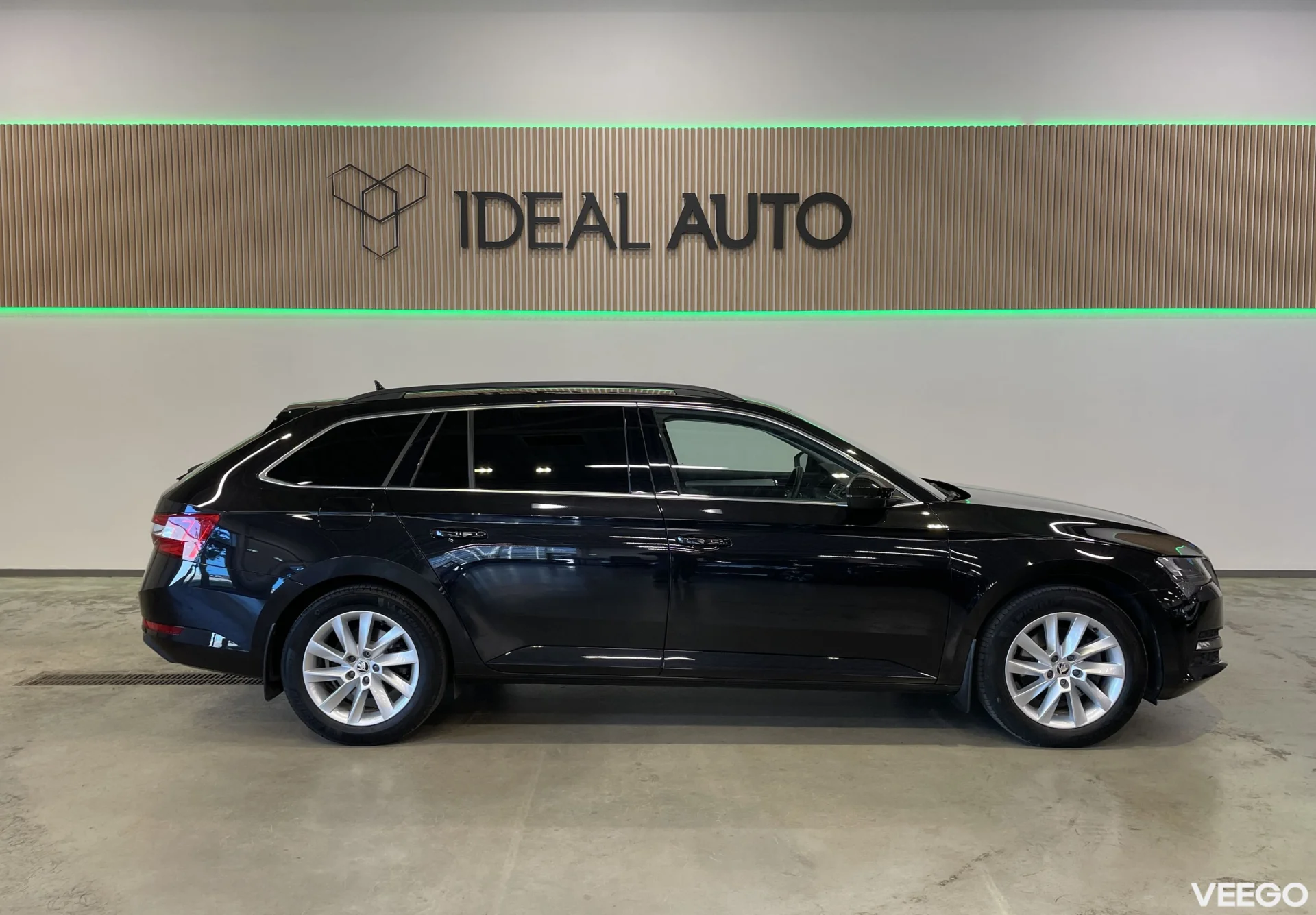 Skoda Superb Ambition FL 1.5 110kW