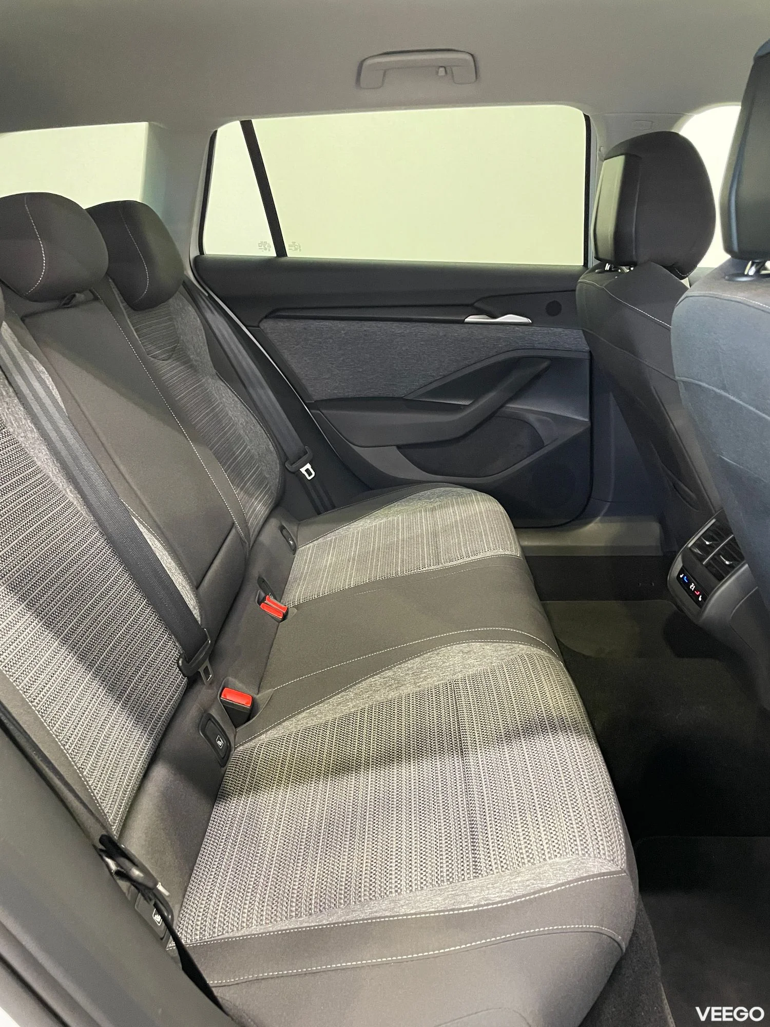 Skoda Superb Combi Selection 4X4 2 142kW