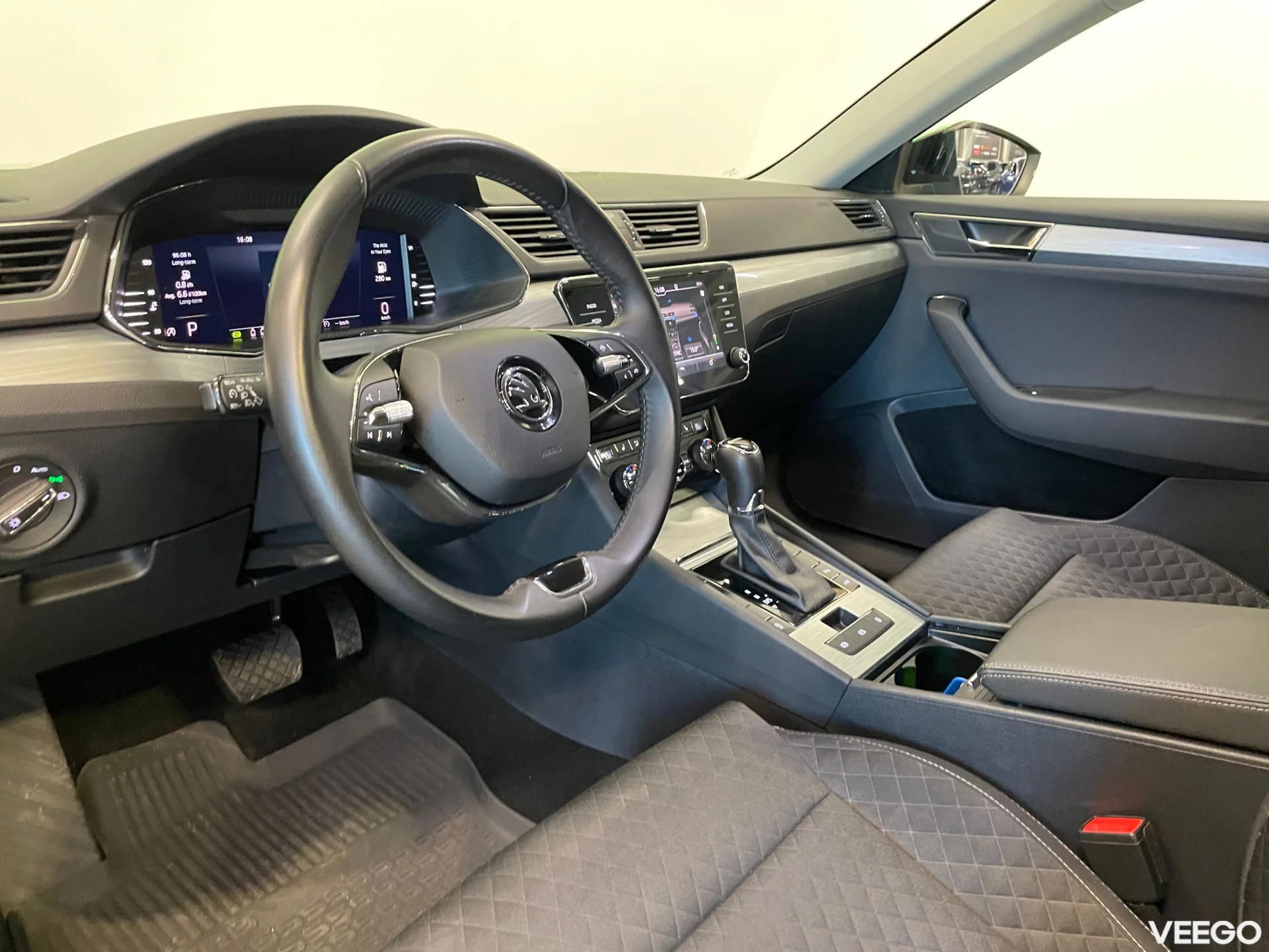 Skoda Superb Ambition FL 1.5 110kW