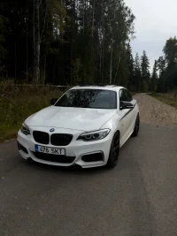 BMW M235 3.0 240kW thumbnail