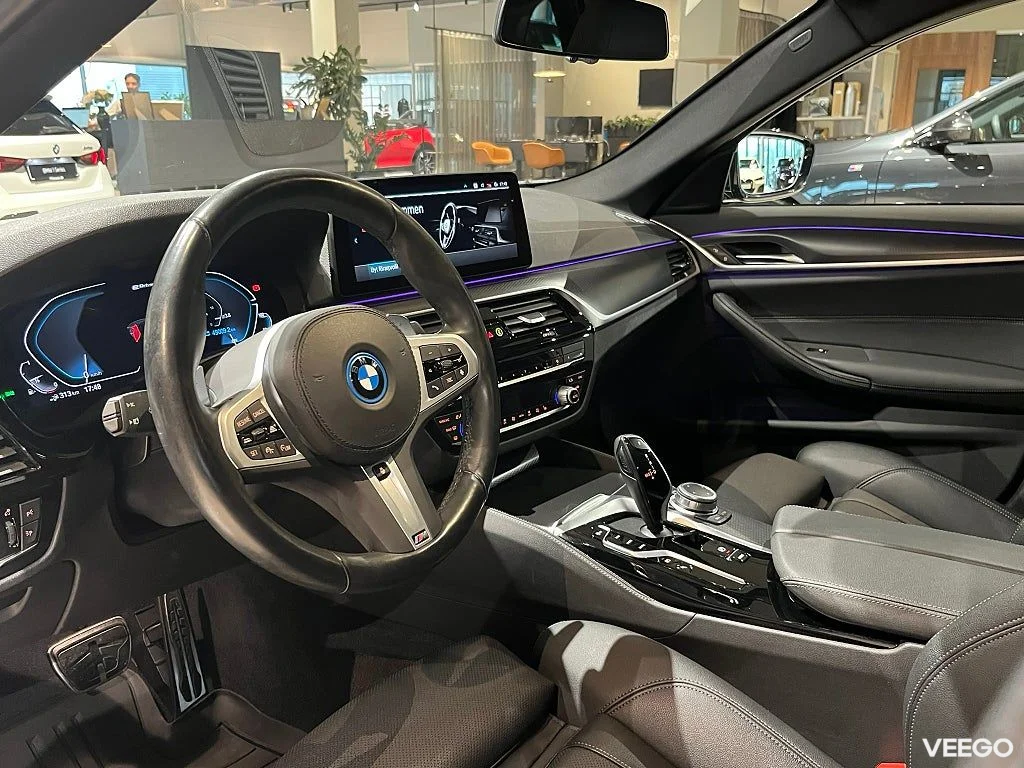 BMW 530 xDrive Touring M Sport Adapt. Farth Head-Up Rattvärme 215kW