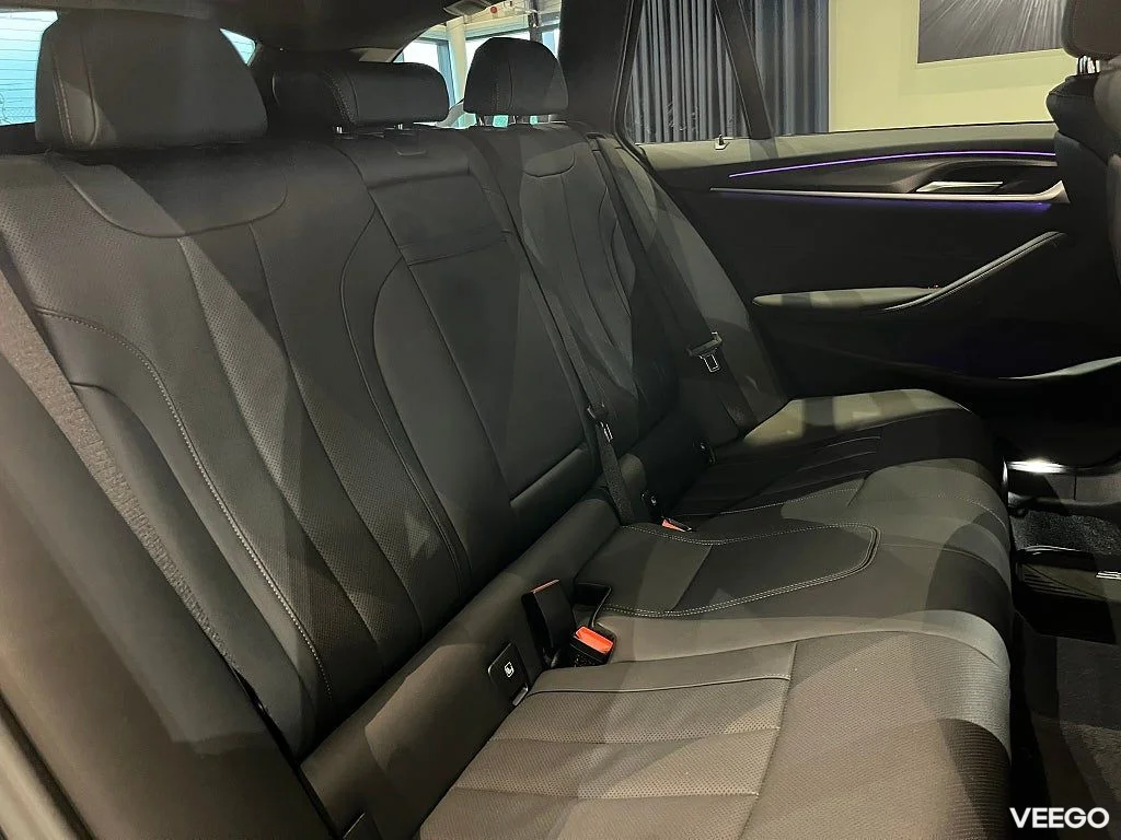 BMW 530 xDrive Touring M Sport Adapt. Farth Head-Up Rattvärme 215kW