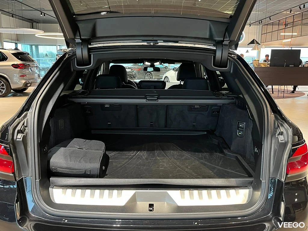 BMW 530 xDrive Touring M Sport Adapt. Farth Head-Up Rattvärme 215kW