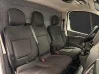 Renault TRAFIC 2.0 dCi Aut EDC 150HK 3-Sits /V-Inred /Moms 110kW thumbnail