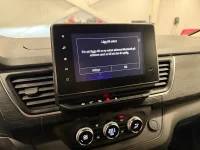 Renault TRAFIC 2.0 dCi Aut EDC 150HK 3-Sits /V-Inred /Moms 110kW thumbnail