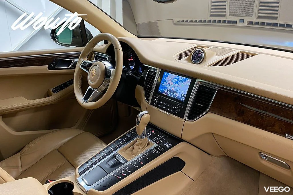 Porsche Macan PDK 252HK /Pano /Luft /360 185kW