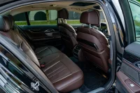 BMW 740 3.0 250kW thumbnail