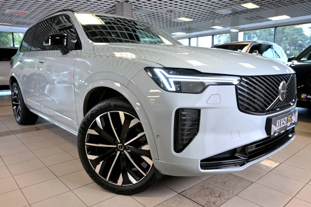 Image of Volvo XC90 AWD H&K ULTIMATE DARK INTELLI PRO MY26 2 335kW