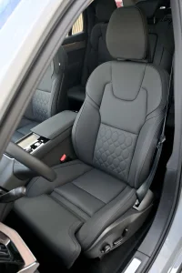 Volvo XC90 AWD H&K ULTIMATE DARK INTELLI PRO MY26 2 335kW thumbnail