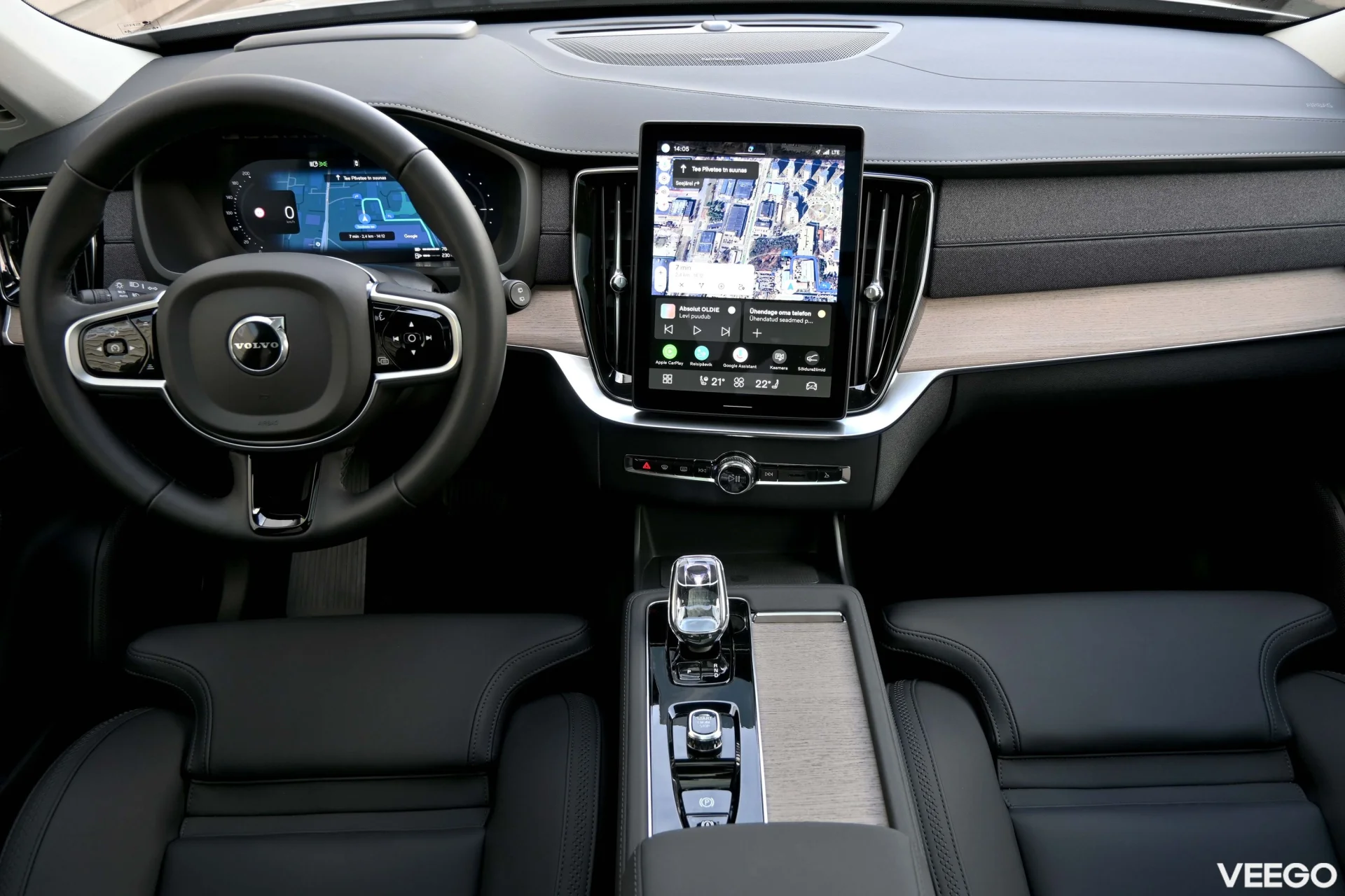 Volvo XC90 AWD H&K ULTIMATE DARK INTELLI PRO MY26 2 335kW