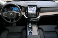 Volvo XC90 AWD H&K ULTIMATE DARK INTELLI PRO MY26 2 335kW thumbnail