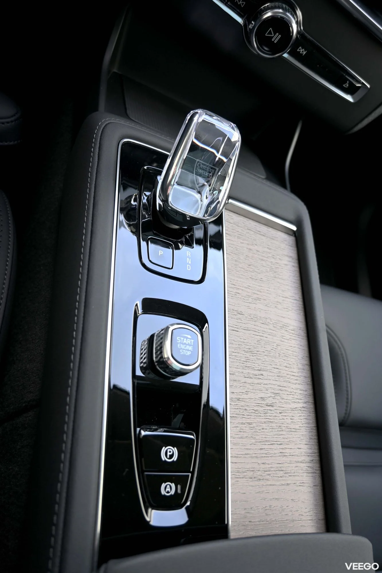 Volvo XC90 AWD H&K ULTIMATE DARK INTELLI PRO MY26 2 335kW