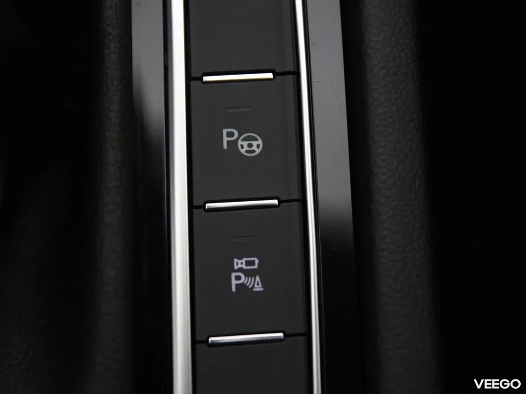 Volkswagen Passat 1.4 160kW