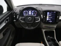 Volvo XC40 2 140kW thumbnail