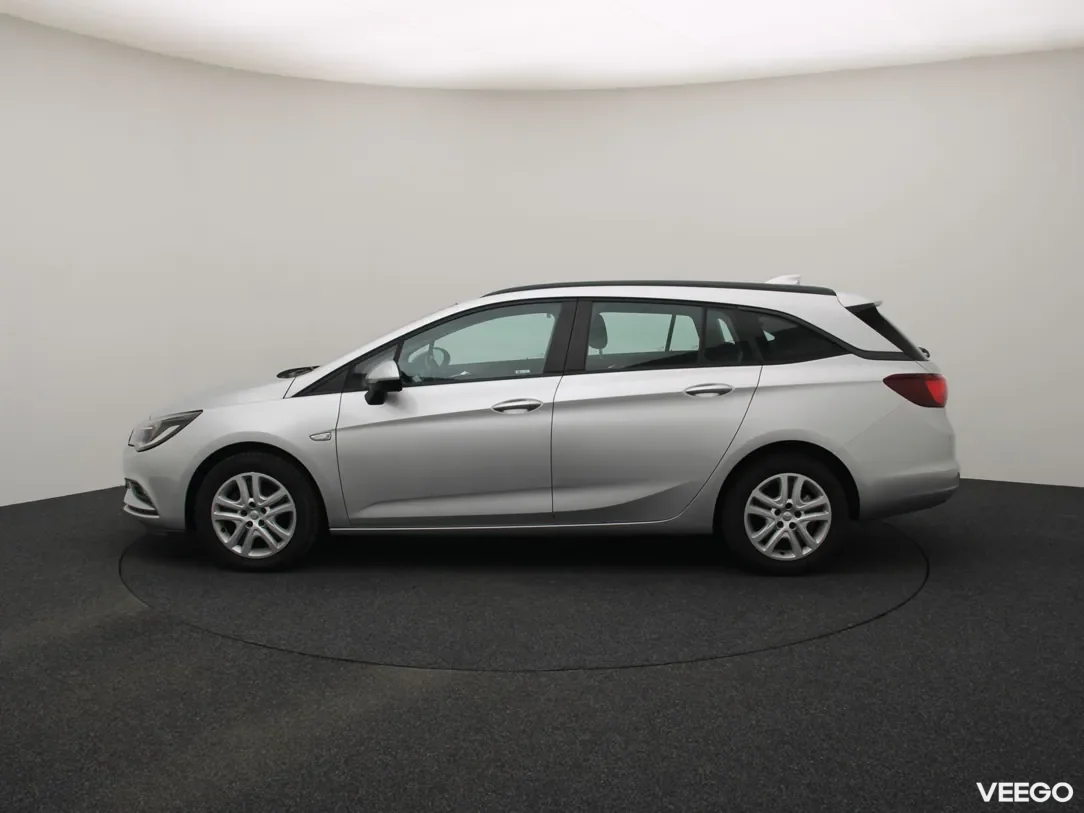 Opel Astra 1.6 81kW