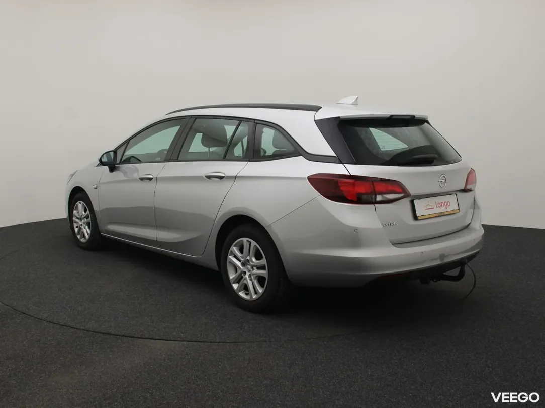 Opel Astra 1.6 81kW