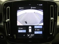 Volvo XC40 2 140kW thumbnail