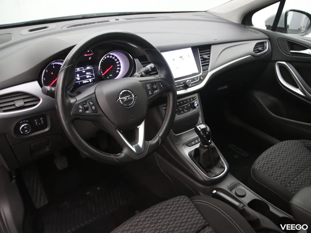 Opel Astra 1.6 81kW