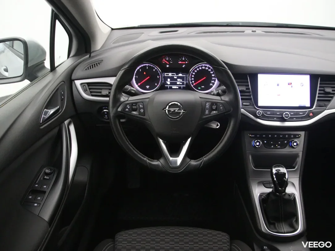 Opel Astra 1.6 81kW