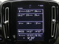 Volvo XC40 2 140kW thumbnail