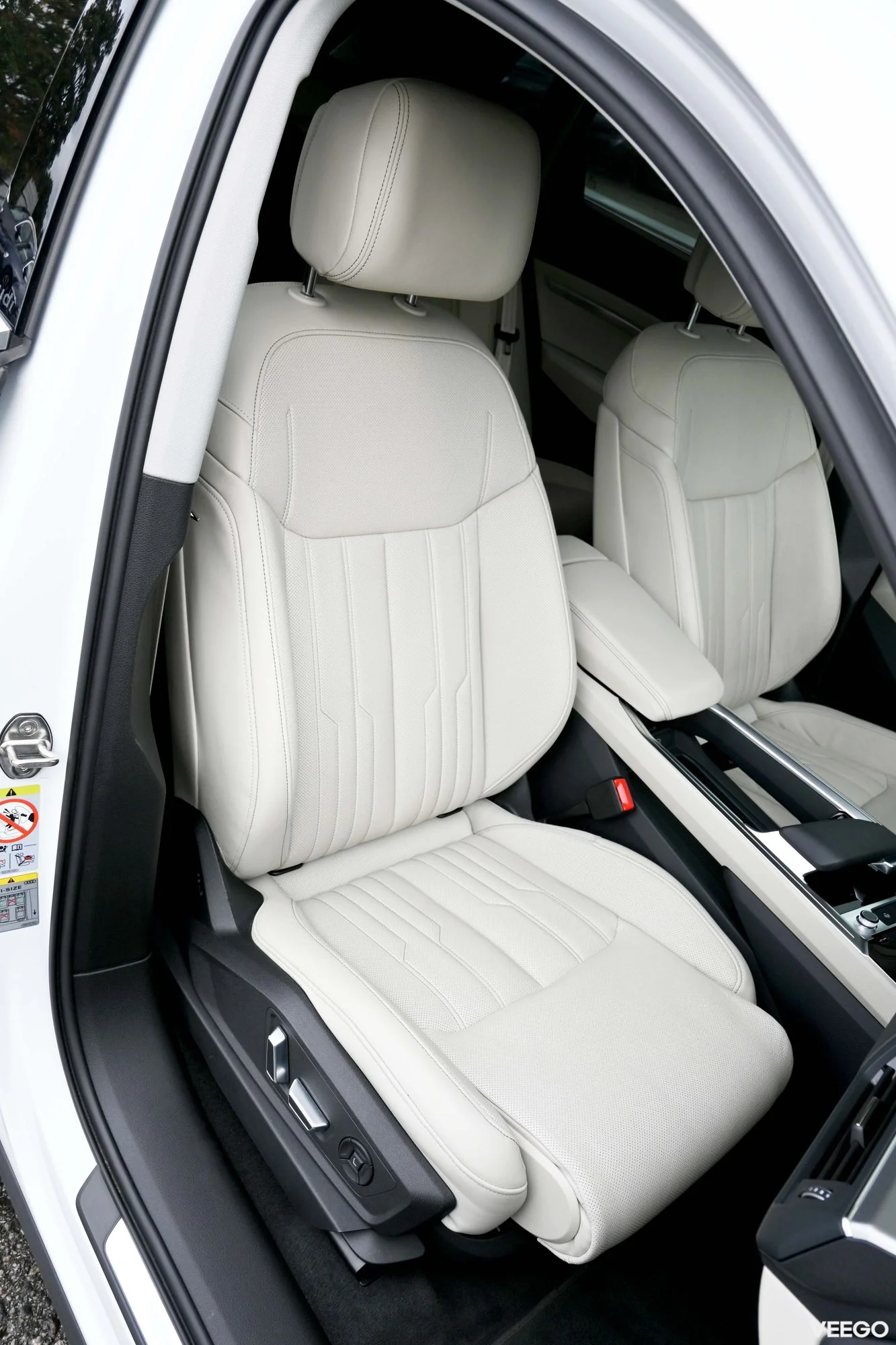 Audi Q8 e-tron QUATTRO B&O LUXURY+ SAFETY PRO MY24 300kW