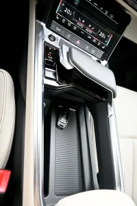 Audi Q8 e-tron QUATTRO B&O LUXURY+ SAFETY PRO MY24 300kW thumbnail