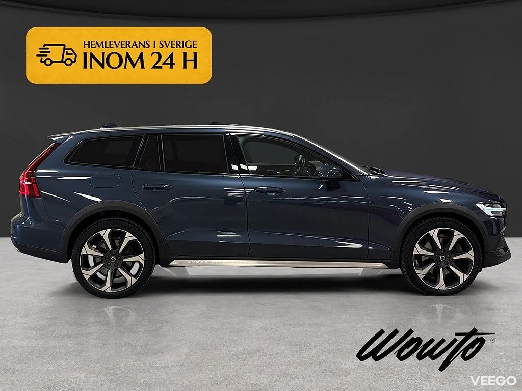 Volvo V60 Cross Country B5 AWD 250HK Advanced /B&W/Massage/HuD/Se Spec 184kW