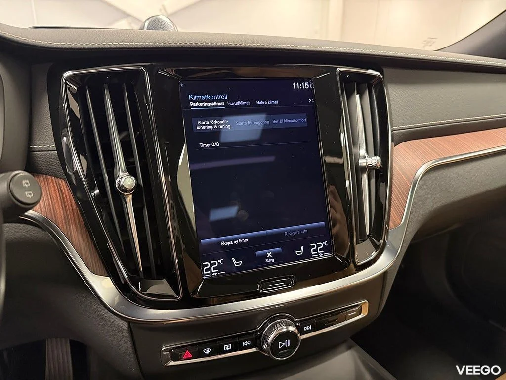 Volvo V60 Cross Country B5 AWD 250HK Advanced /B&W/Massage/HuD/Se Spec 184kW