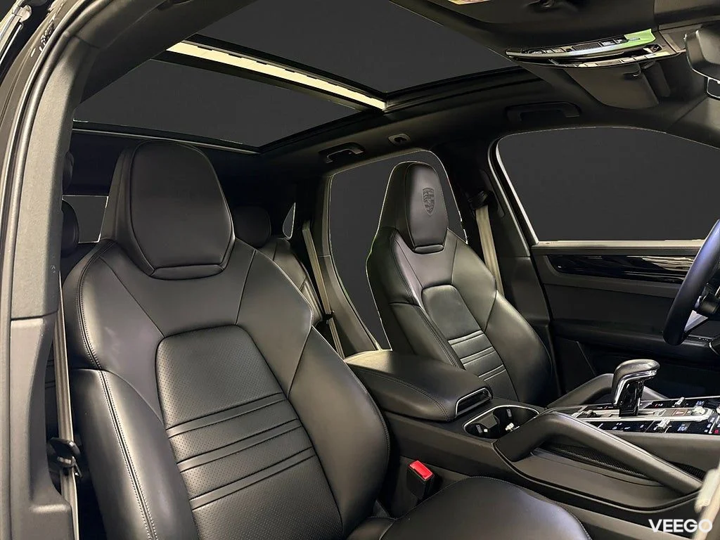 Porsche Cayenne E-Hybrid 462HK Platinum Edt /HuD /Se Spec 340kW