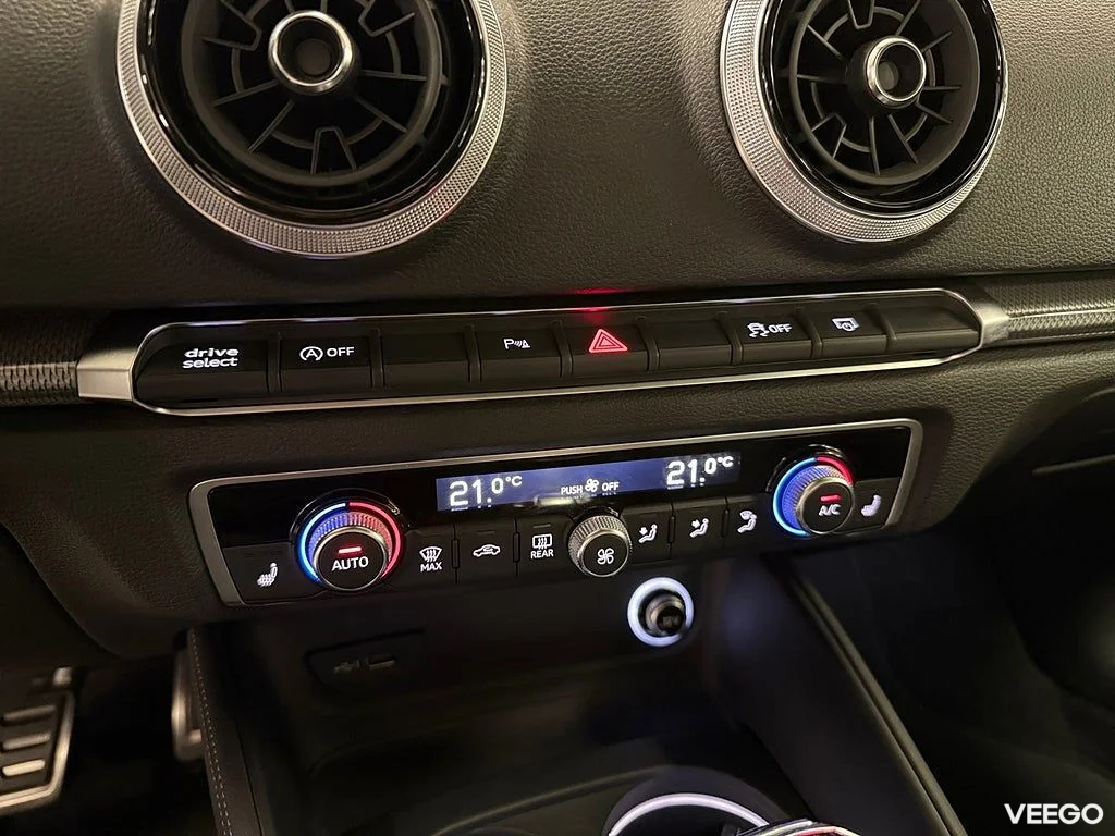 Audi RS 3 Sportback 475HK /Pano/Cockpit/Sportavgas/Sv-Såld 349kW