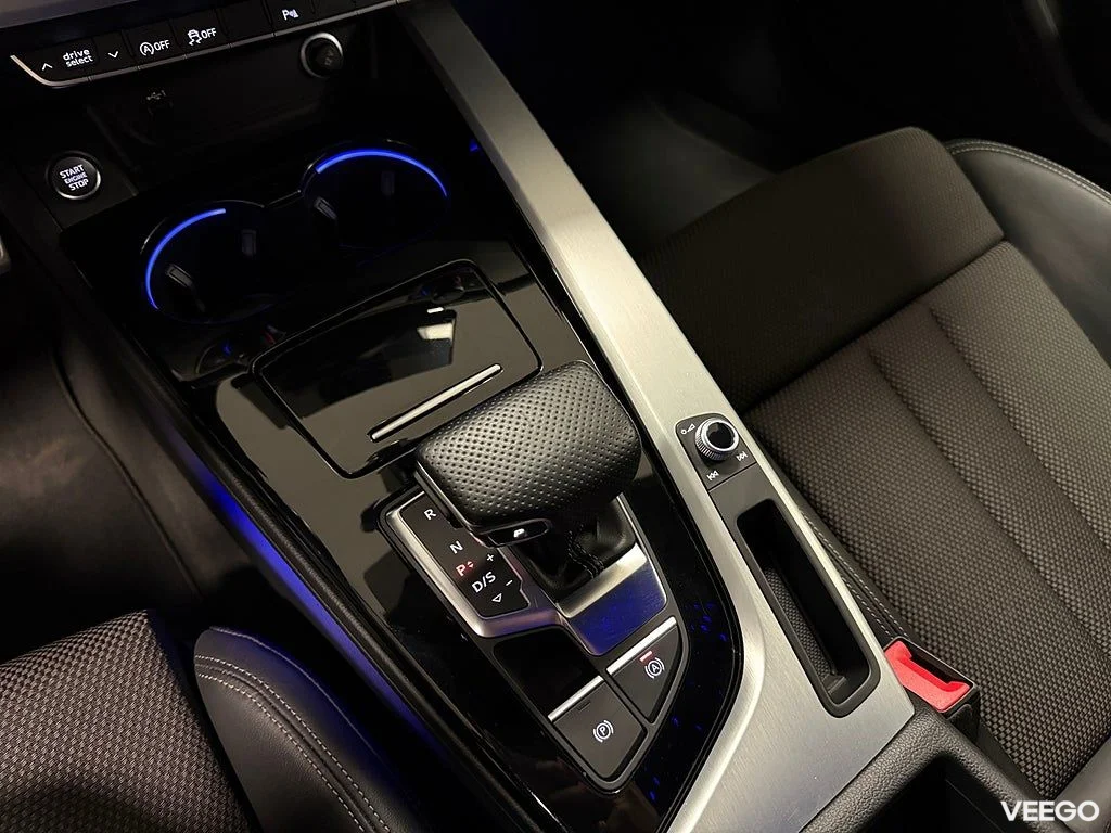 Audi A4 Avant 40 TDI Q 204HK S-Line Comp+ /Alpin /Matrix 150kW