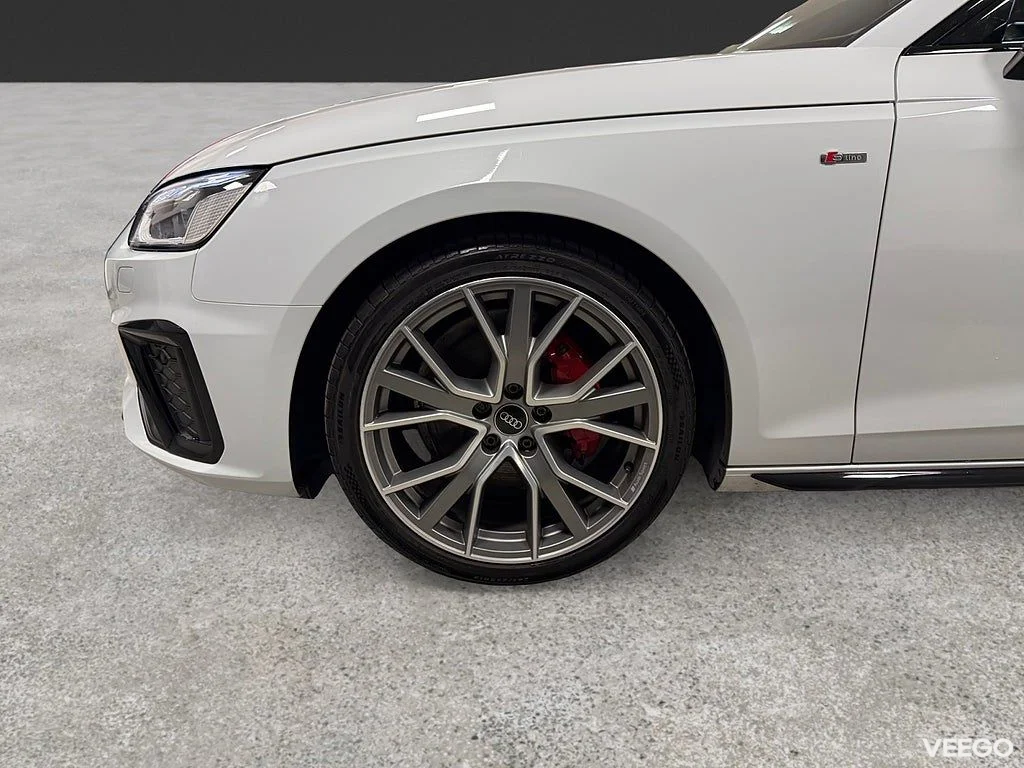 Audi A4 Avant 40 TDI Q 204HK S-Line Comp+ /Alpin /Matrix 150kW