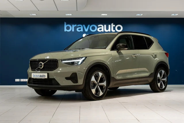 Image of Volvo XC40 2.0 B3 Mild-Hybrid Plus Dark 2WD 2 120kW