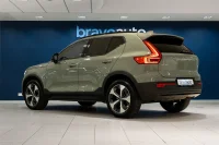 Volvo XC40 2.0 B3 Mild-Hybrid Plus Dark 2WD 2 120kW thumbnail