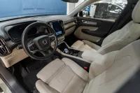 Volvo XC40 2.0 B3 Mild-Hybrid Plus Dark 2WD 2 120kW thumbnail