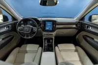 Volvo XC40 2.0 B3 Mild-Hybrid Plus Dark 2WD 2 120kW thumbnail