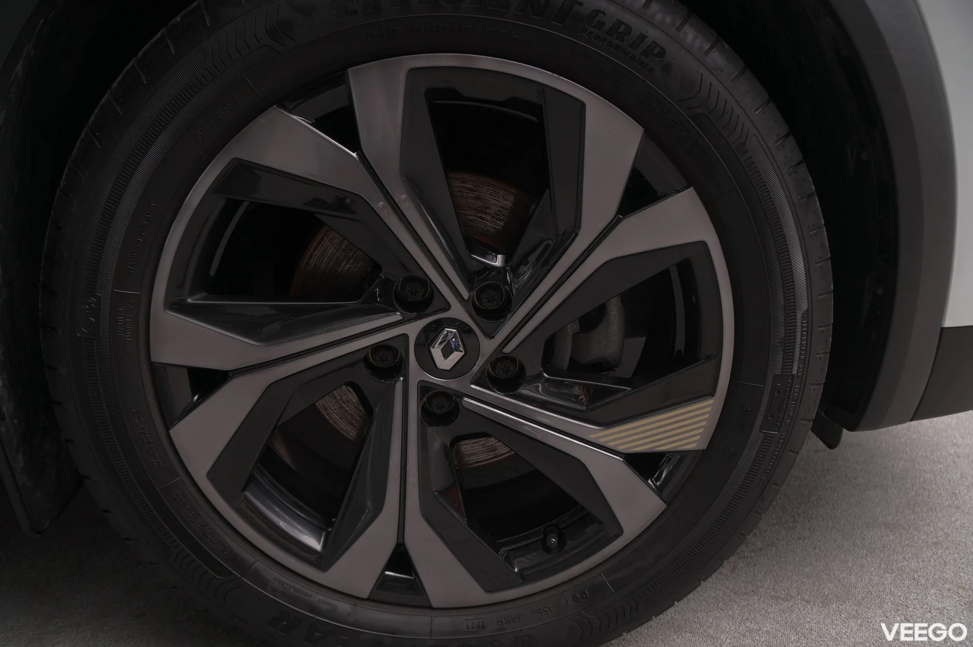 Renault Captur engineered full hybrid 1.6 69kW