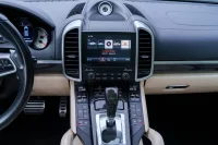 Porsche Cayenne Porsche Cayenne S DIESEL 4.2 273kW thumbnail