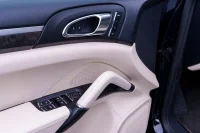 Porsche Cayenne Porsche Cayenne S DIESEL 4.2 273kW thumbnail