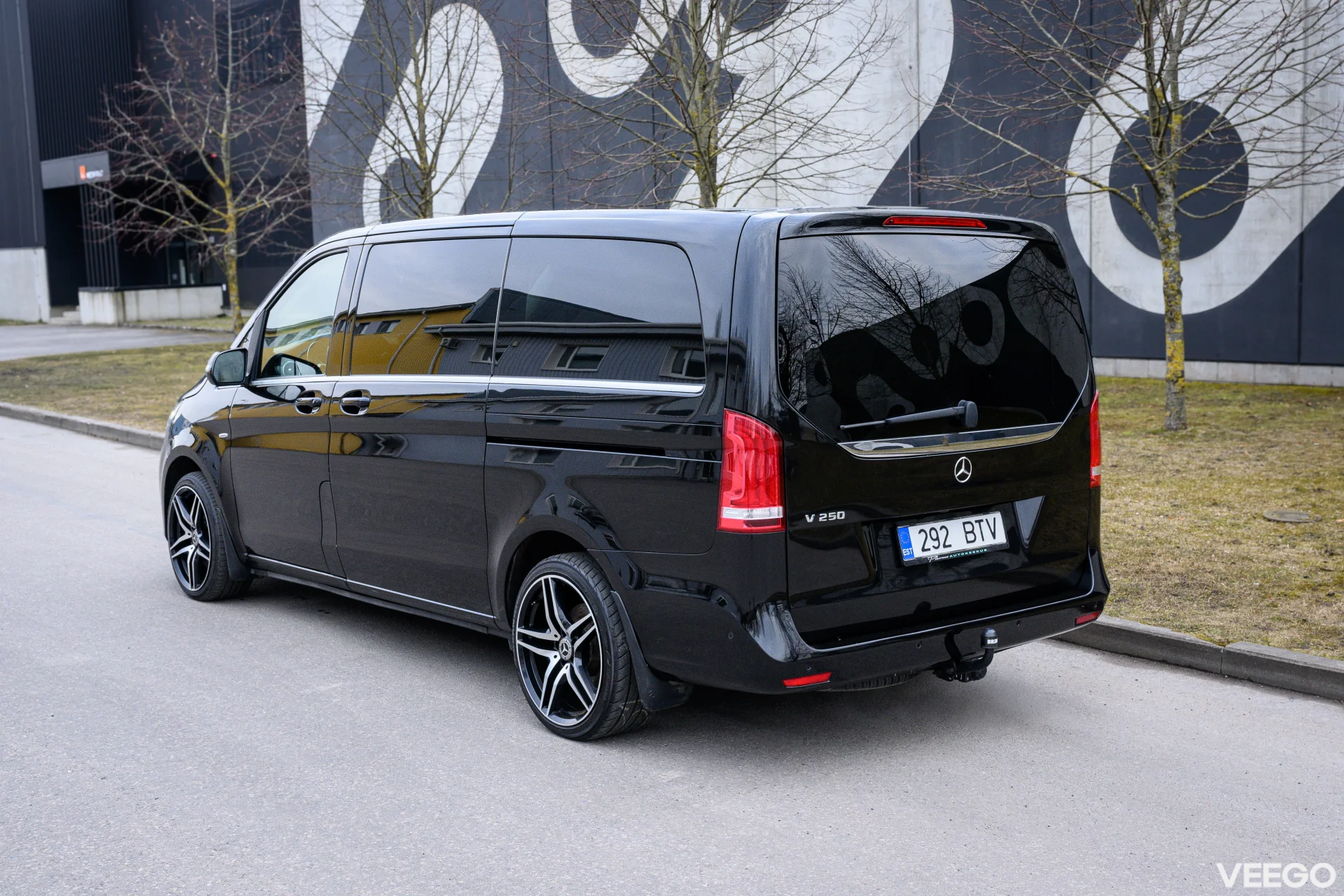 Mercedes-Benz V250 V250d 2.1 140kW