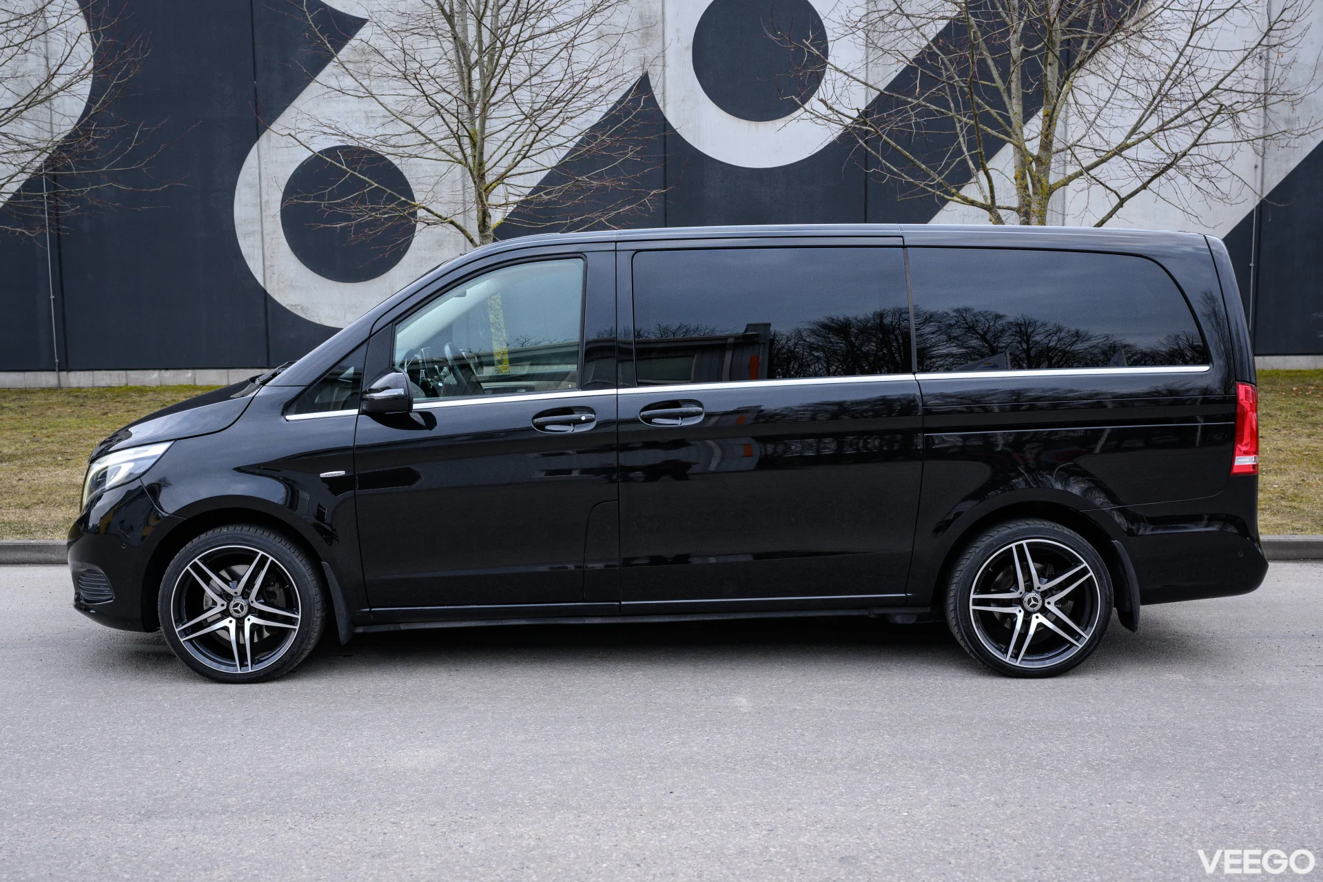 Mercedes-Benz V250 V250d 2.1 140kW
