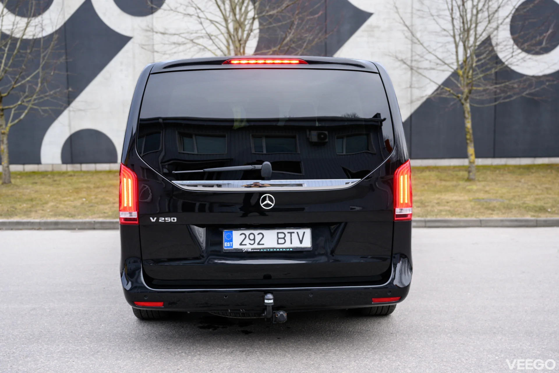Mercedes-Benz V250 V250d 2.1 140kW