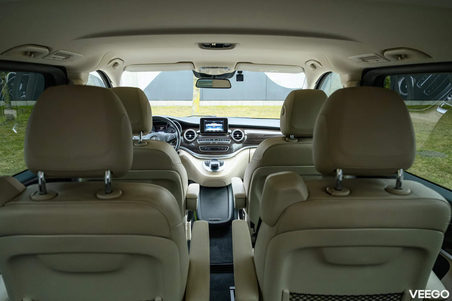 Mercedes-Benz V250 V250d 2.1 140kW