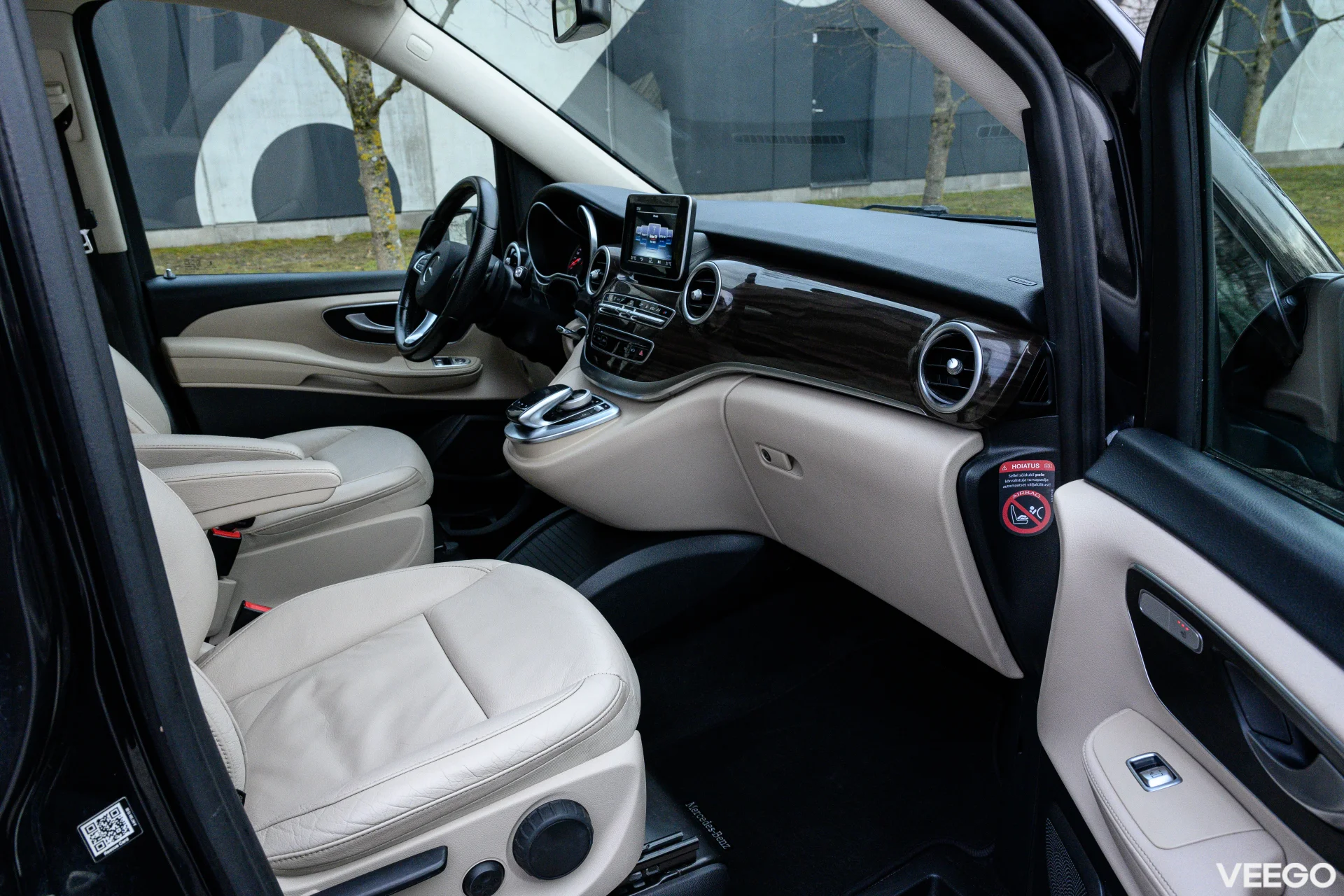 Mercedes-Benz V250 V250d 2.1 140kW