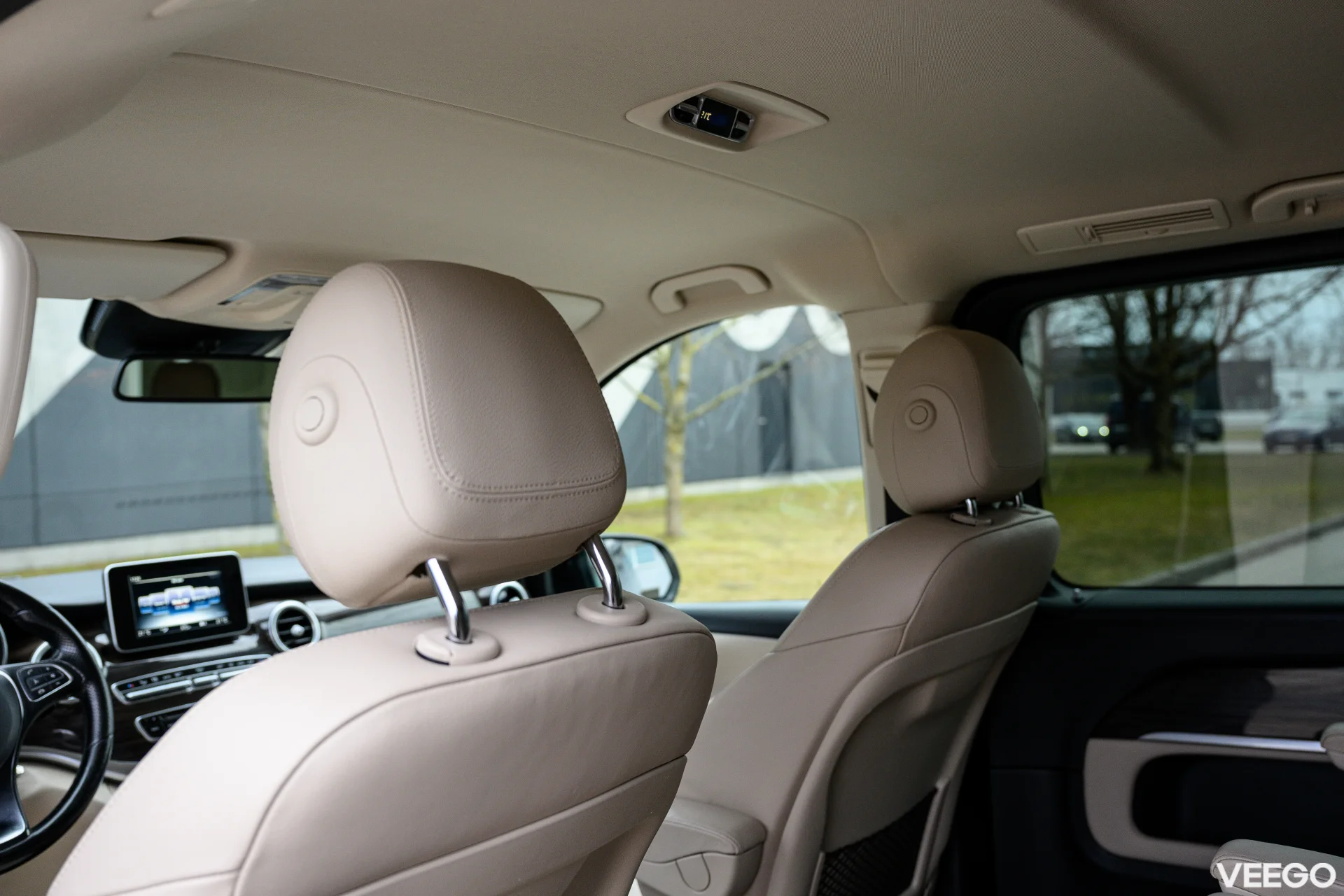 Mercedes-Benz V250 V250d 2.1 140kW